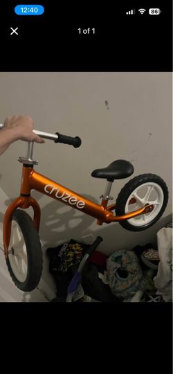 Cruzee kids or toddler balance bike orange