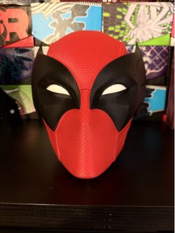 WolverinePool Mask Display Piece