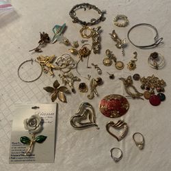Lot Of Vintage Jewelry 