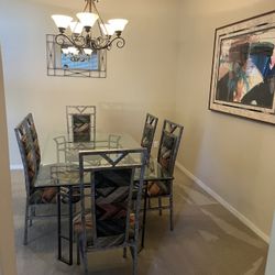 Dinning Room Table And Chairs