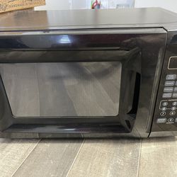 Small Microwave 6 Months Old