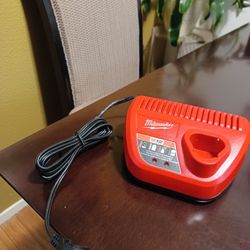 Milwaukee 12 M Charger New 