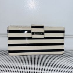 Kate Spade New York Wallet 