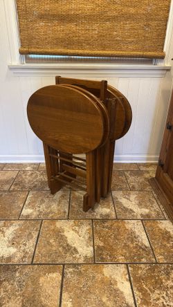 Nesting Table set (4) + Stand Excellent Condition