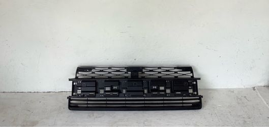2014-2023 Toyota 4Runner limited lower grille (7)