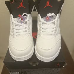 Fire Red 5s New! Size 11!