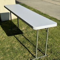 6-Foot - 72" long White Plastic Folding Seminar Training Table Portable 18" Wide narrow, 29" High, events indoor outdoor lightweight 