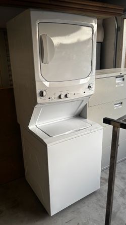 GE stacked Washer and Dryer