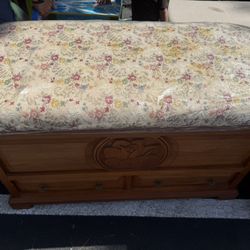 Vintage Cedar Hope Chest Art Deco Wooden antique 