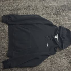 Black Nike Hoodie with swoosh logo