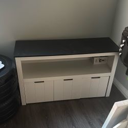 Kids Shelf