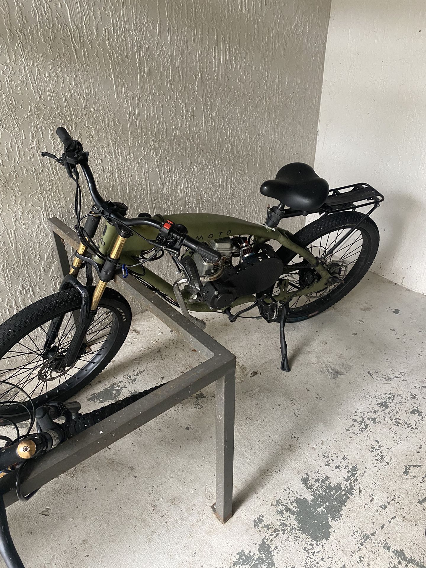 phatamoto 79cc. motorbike