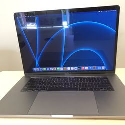 15” MacBook Pro Touchbar i7
