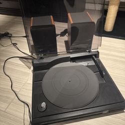 Kenwood Automatic Vinyl Record Player And Edifier Speakers