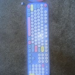 Cute wireless keyboard with matching mouse