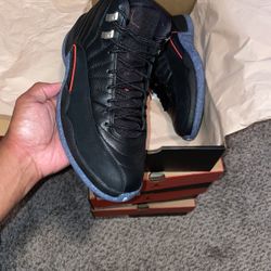 AIR JORDAN 12 RETRO CRIMSON  SIZE 8 -9.5-11.5-12