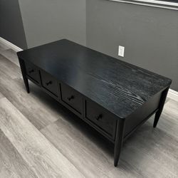 Living Spaces Coffee Table With Lift Top