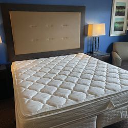 King Bed Set With Headboard-used