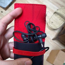 Plantronics wireless headphones