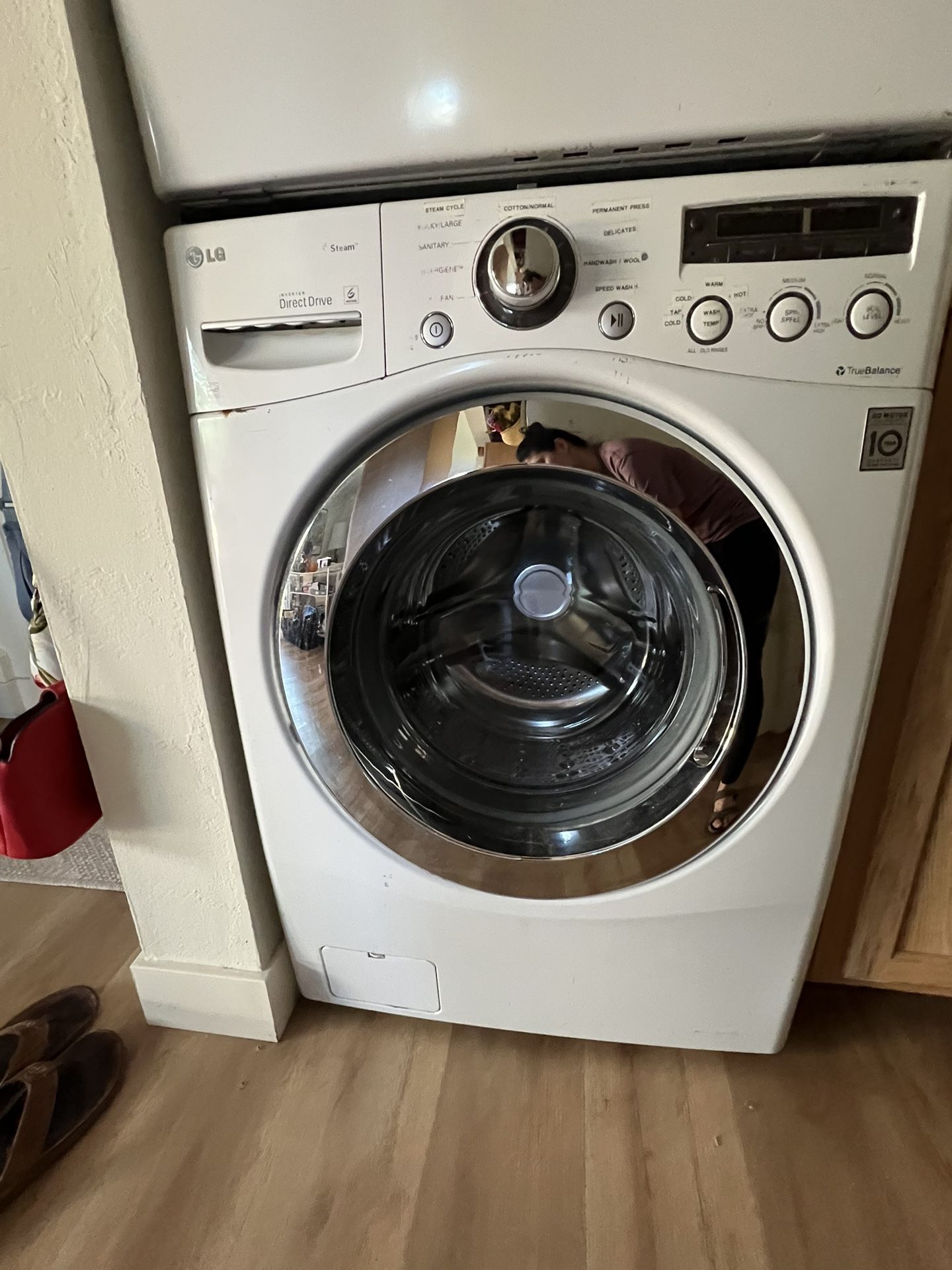 LG Washer And Dryer Combo
