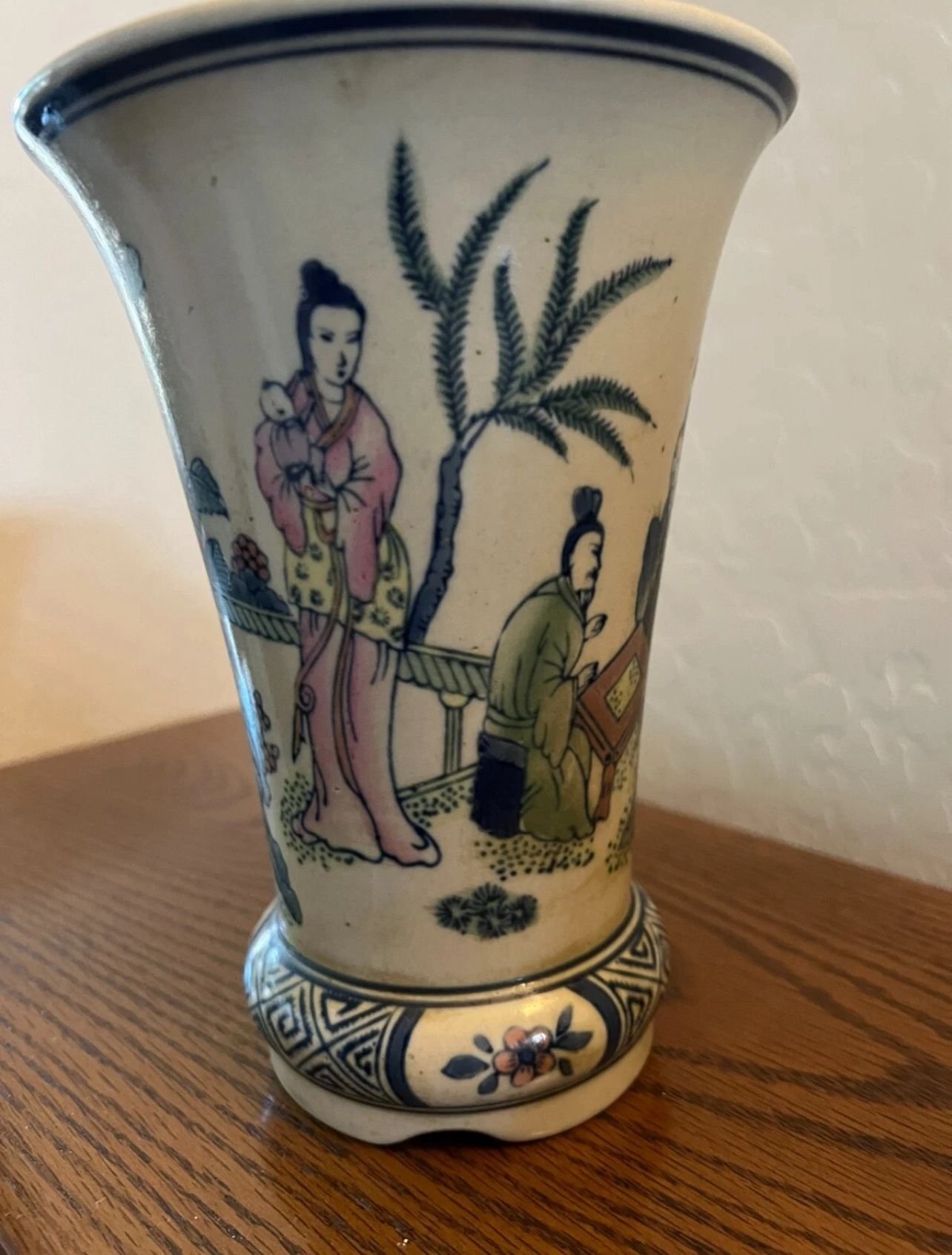 Vintage Antique Chinese Famille Rose Porcelain Vase Stamped