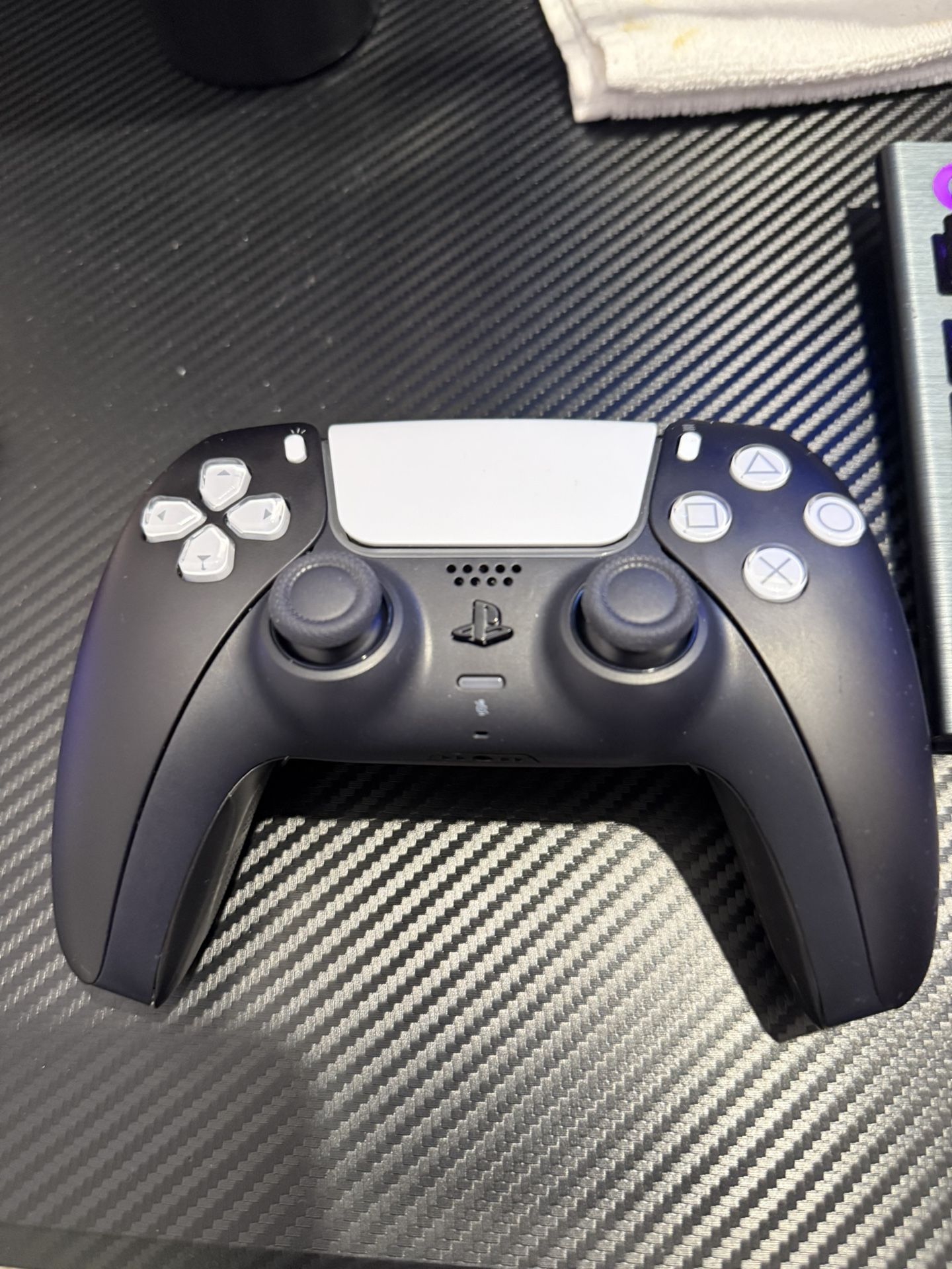 Ps5 Battle Beaver black/white