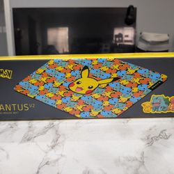 Razer - Gigantus V2 Cloth Gaming Mouse Pad Pikachu - Pokemon Edition