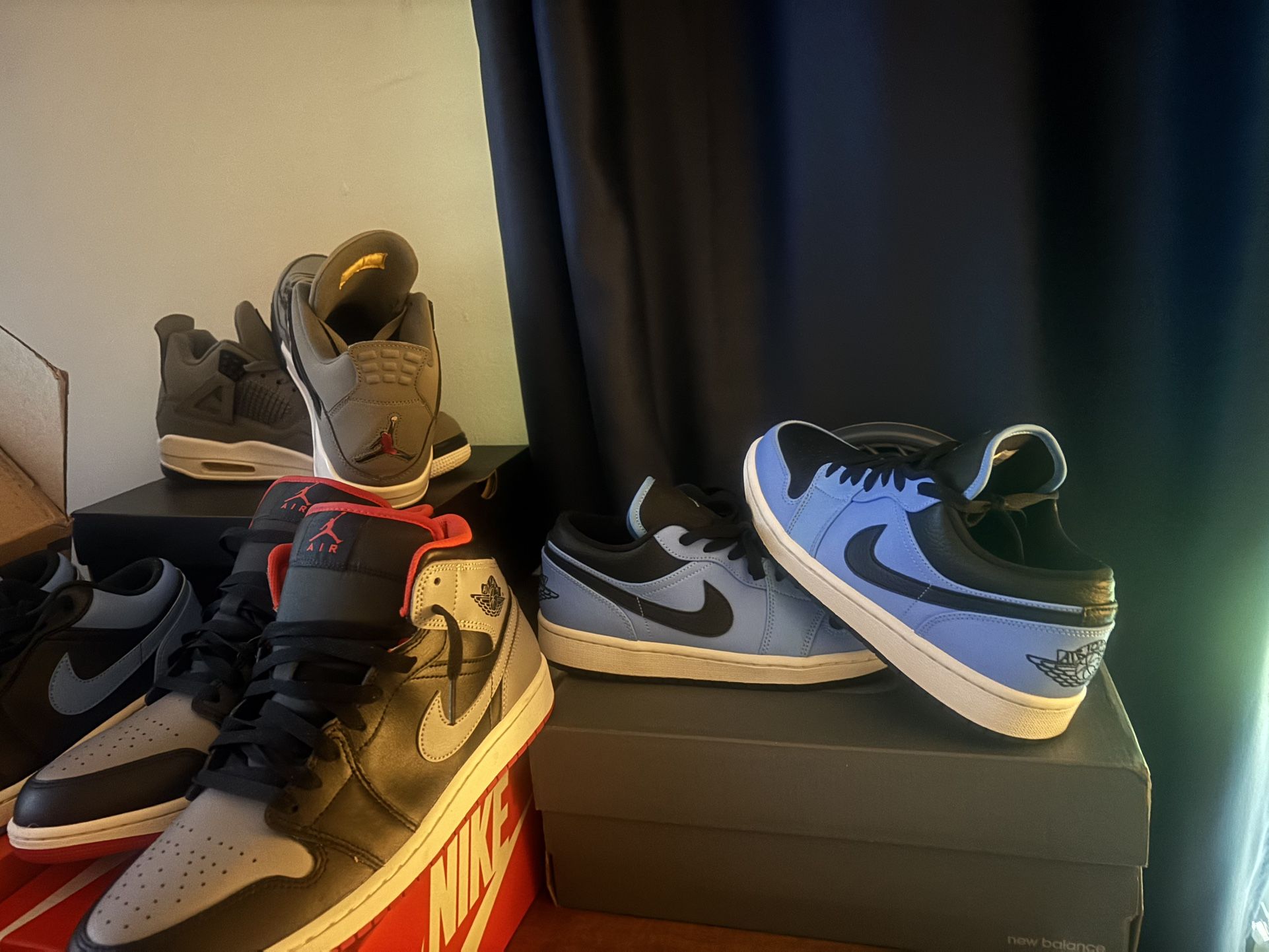 Nike air Jordan 1s Blue and black and blue