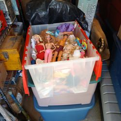 Large Tub Of Dolls Many Of Mattel Ken & Barbie Some Others Also