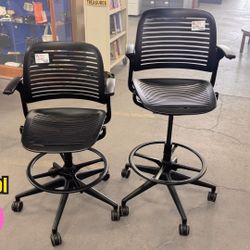 Steelcase Cachet Drafting Stool