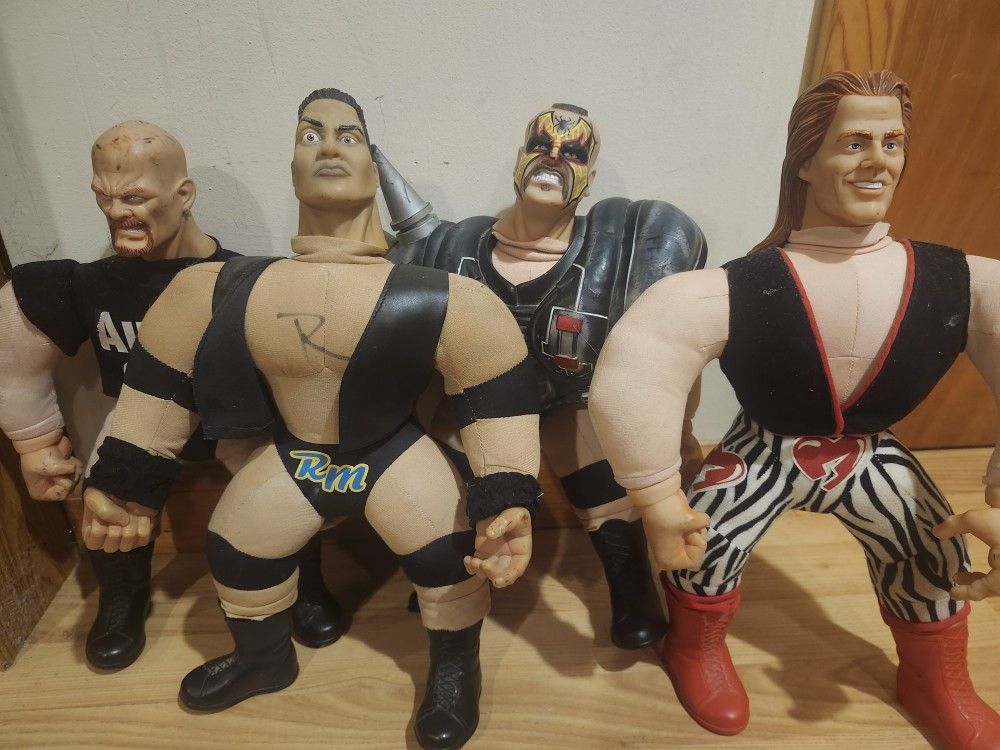 WWF BONE CRUSHIN BUDDIES