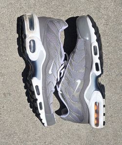 Nike TN Air, size 9, see 2 pics