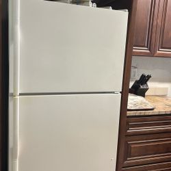 Dishwasher And Refrigerator 