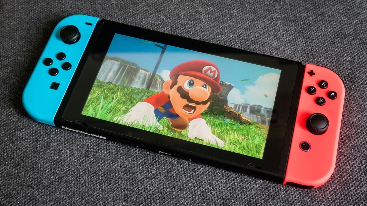 Nintendo Switch W/red & blue Joycon