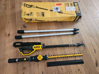 DEWALT Hedger 1inch branch cut.