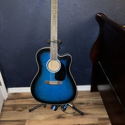 Acoustic 6 String Guitar