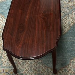 Cherrywood Color Coffee Table 41.5”W Mesa de centro color cerezo