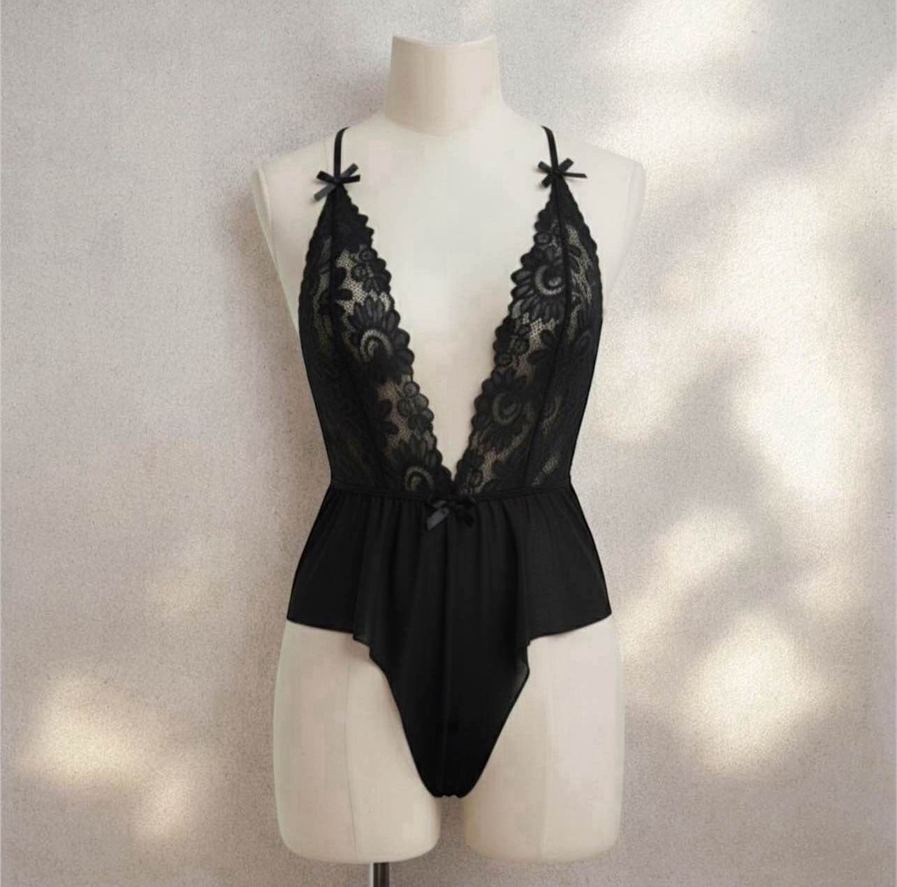 NEW/NUEVO one piece lingerie black XL Red L / lencería de una pieza Negro XL Rojo L