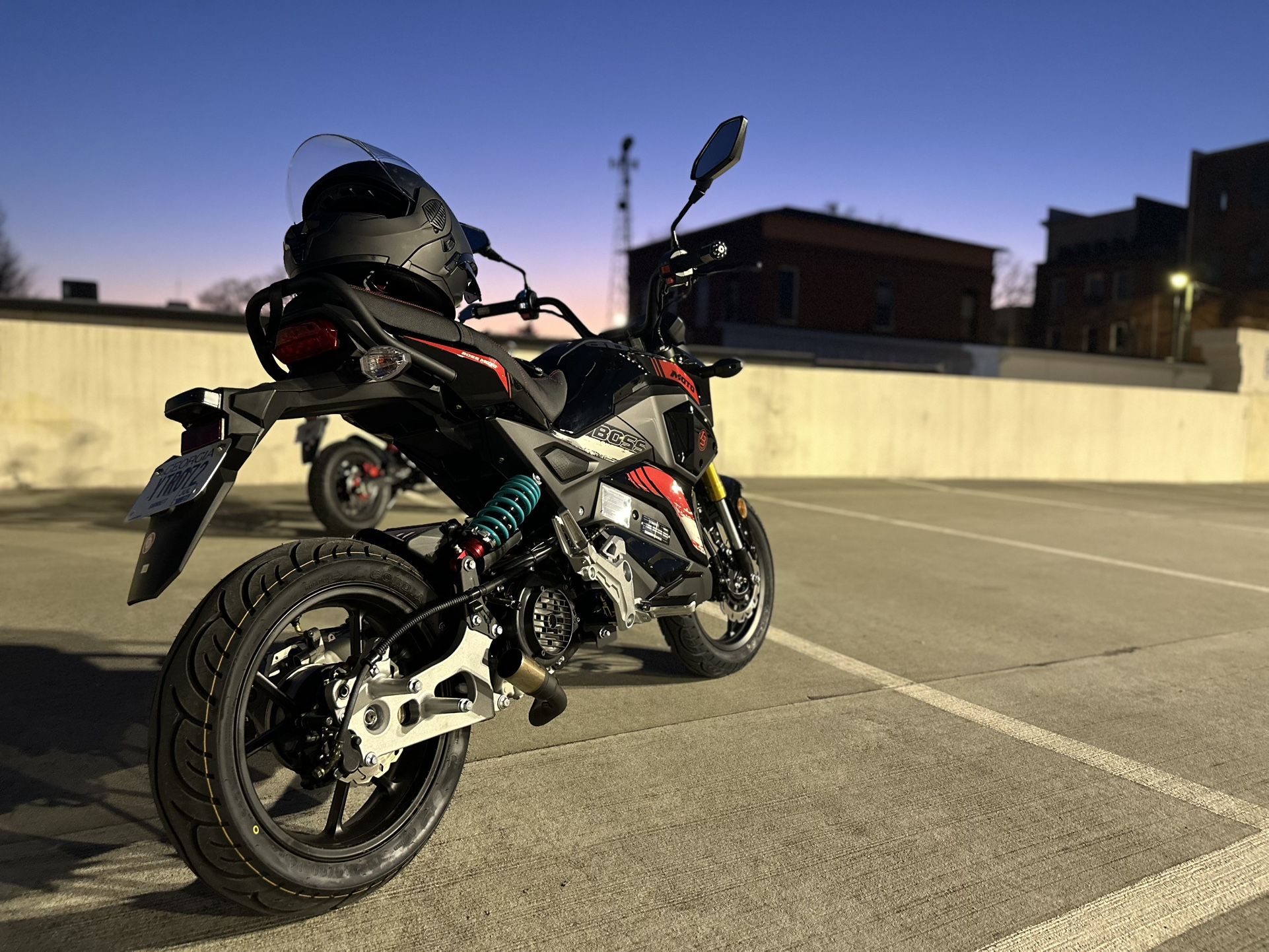 2025 Dong Fang 200 Svt