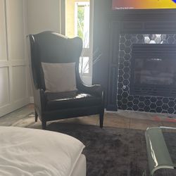 Padre Style Large Wing Back Leather Chair 