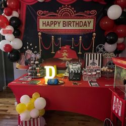 Movie Birthday Theme With Tablecloth & Movie Cupcake Stand 