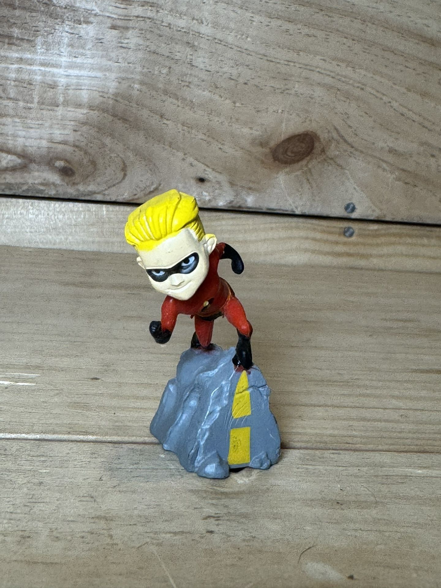 Disney Pixar The Incredibles Dash Figure Caketopper #scrappy