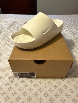 Nike Calm Slide sz 9M