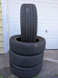 P235 55R 20 Michelin Primacy Tour All Season Tires (4) Pickup Only READ