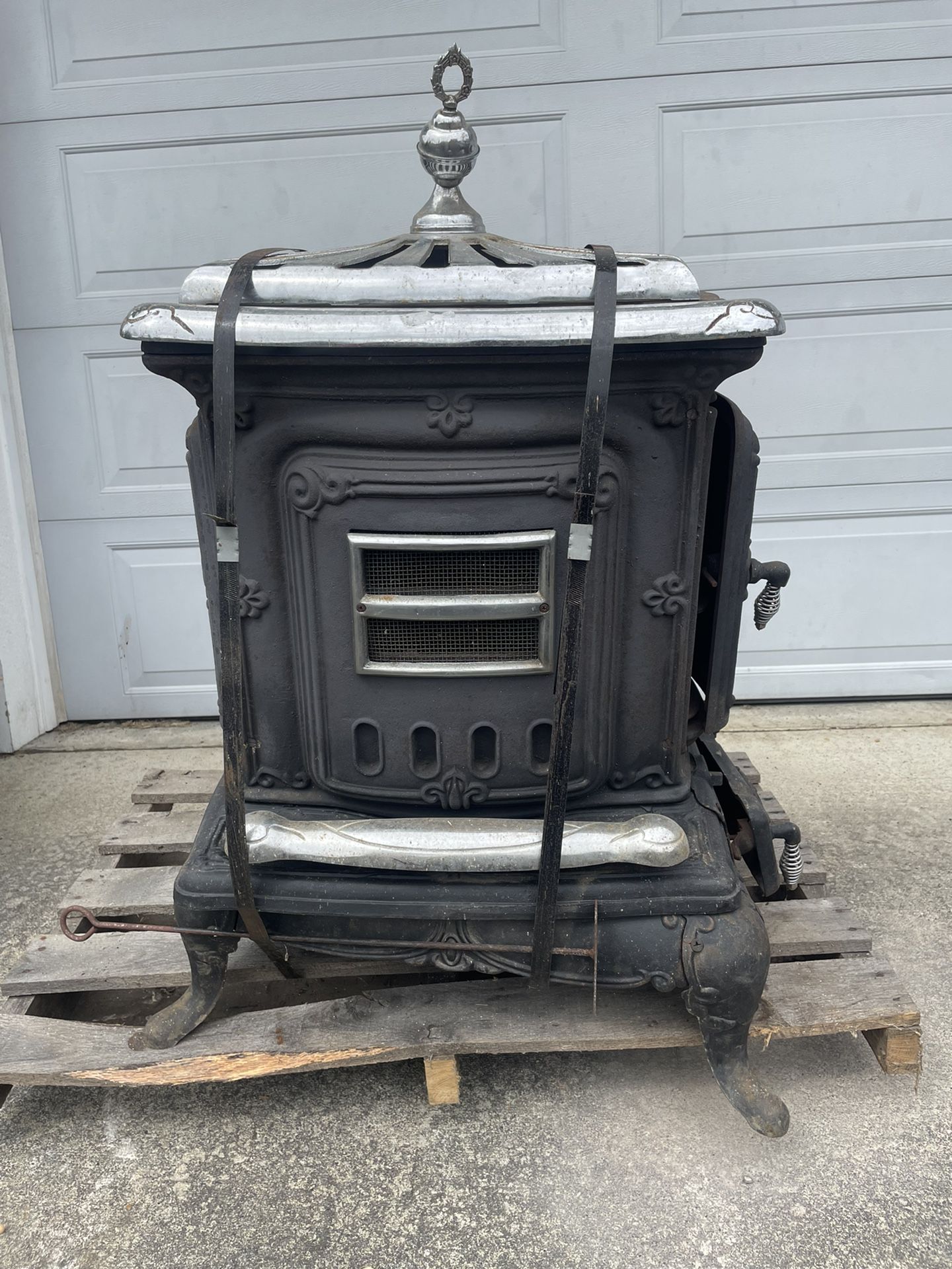 Cast Iron Wood stove 