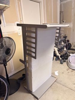 Toddler bed + mattress