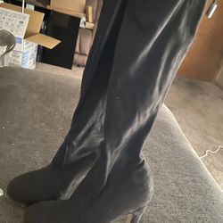 ANDREA Suede Boots
