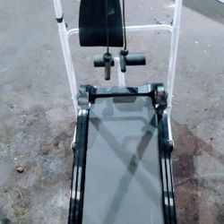 PORTABLE.  TREADMILL        LIGHT WEIHT