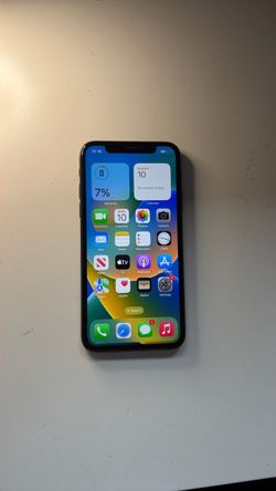 Apple iPhone X 256GB Unlocked - 92% Battery
