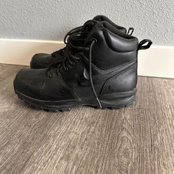 Nike Boots